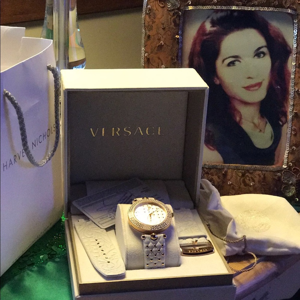 Authentic Versace watch - Picture 4 of 9